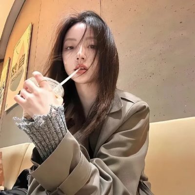 在江边